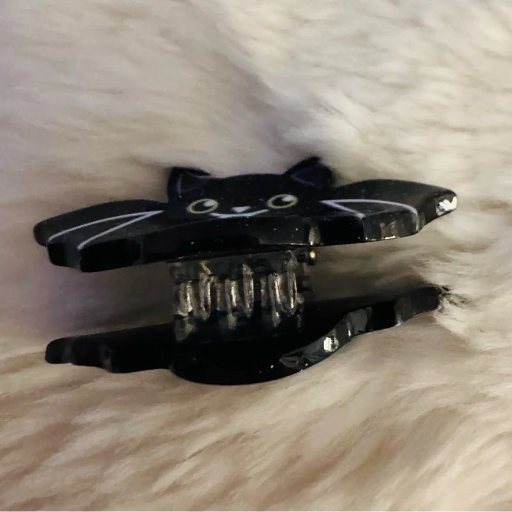 Mini Hair Claw Clip, Black Vampire Bat